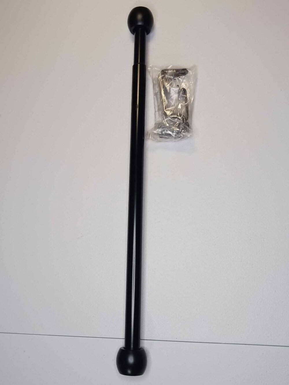 Decopolitan Barrel Knob 1 in Adjustable Curtain Rod 18'' - 36'' Oil Black